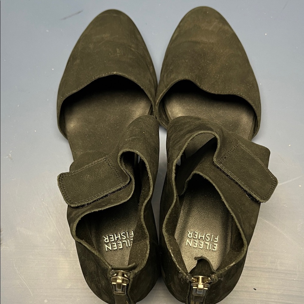 Eileen Fisher Black chic strap leather elevated flats